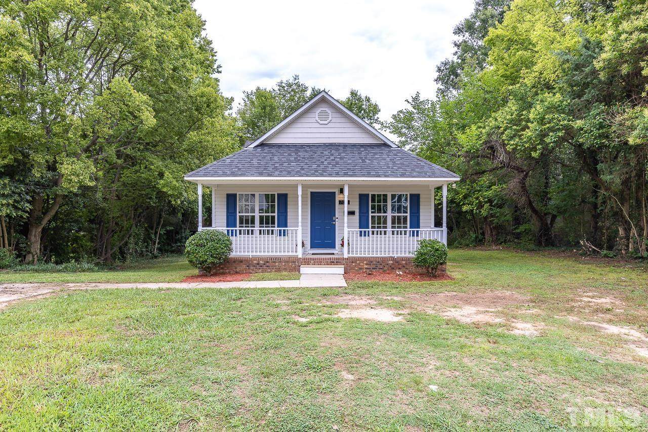 704 Hartford Road - Photo 1