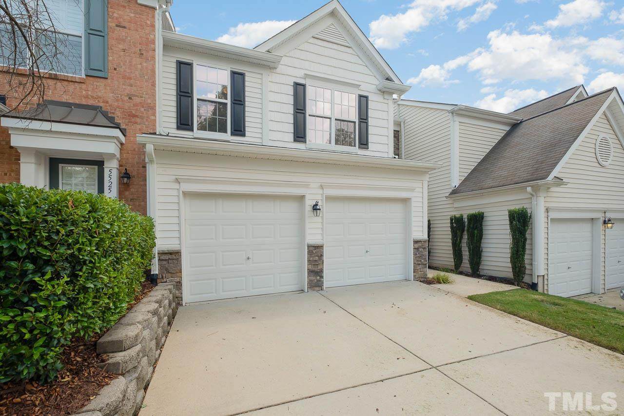5527 Berry Creek Circle - Photo 1