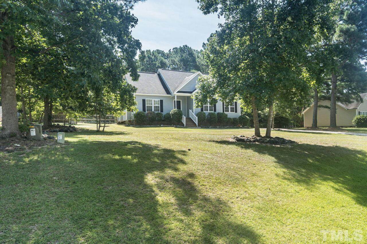 415 Tranquil Lane - Photo 1