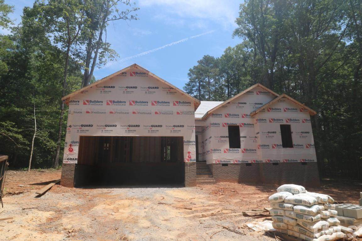 118 Chanute Circle - Photo 1