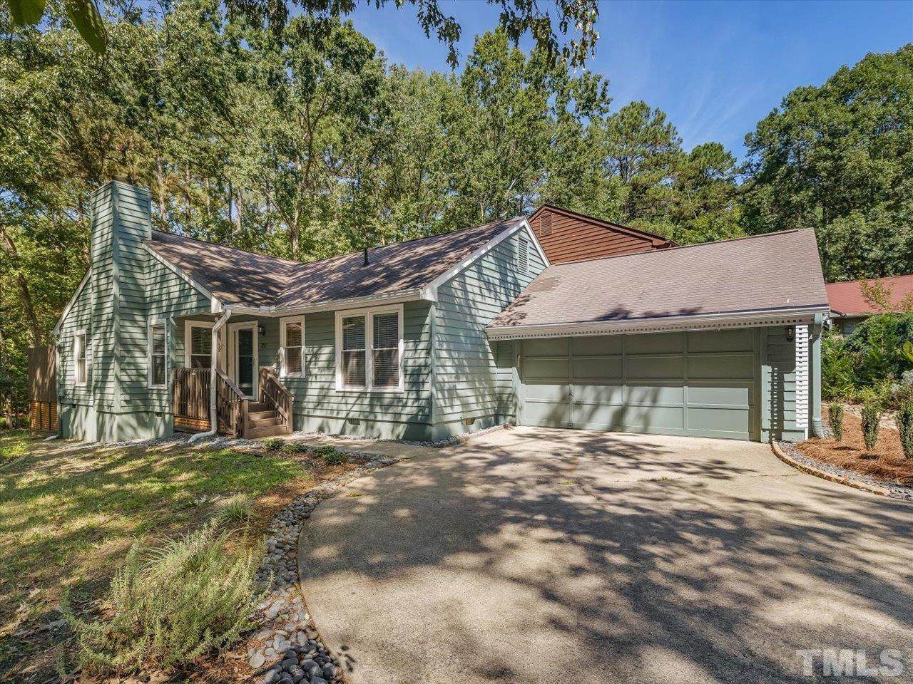 27 Clover Drive - Photo 1
