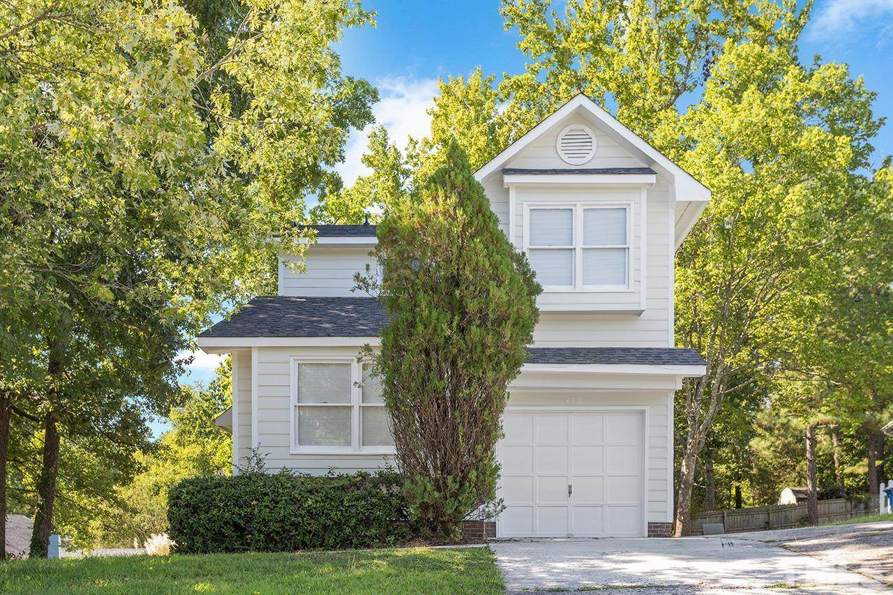 472 Dickens Drive - Photo 1