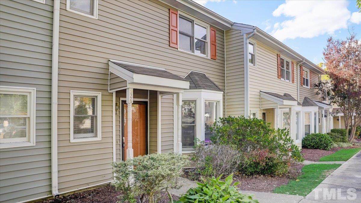 526 Darby Glen Lane - Photo 1