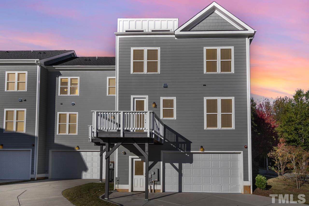 104 Camellia Street - Photo 1