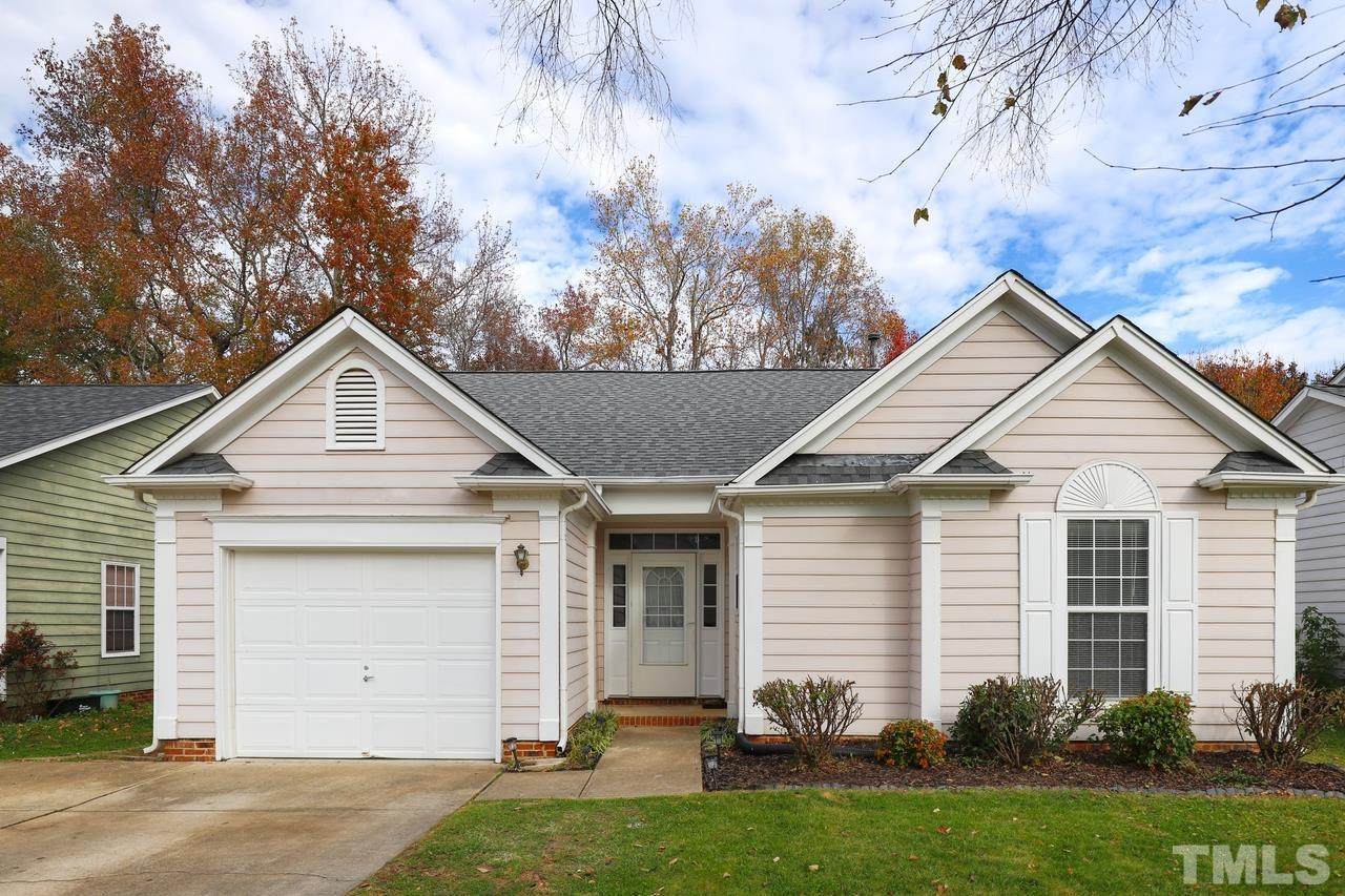 904 Silverstone Way - Photo 1
