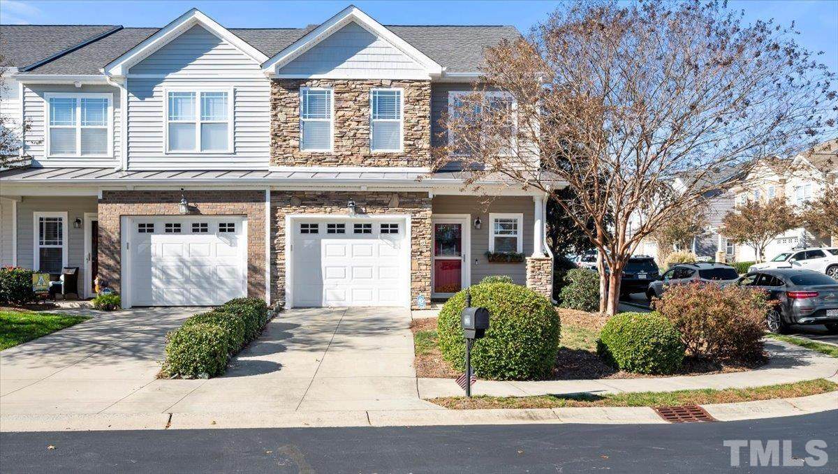 1903 Huntley Way - Photo 1