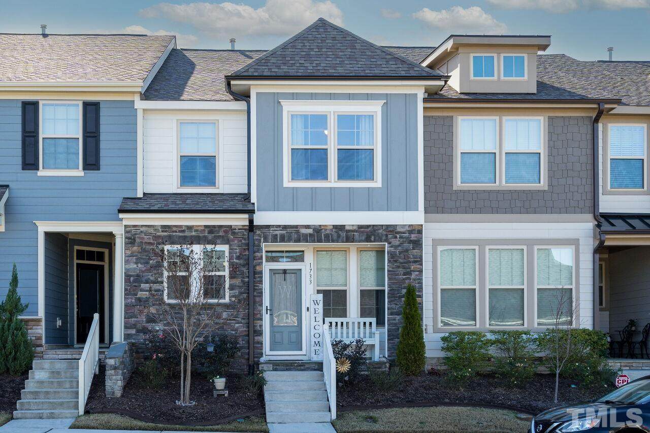 1733 American Robin Drive - Photo 1