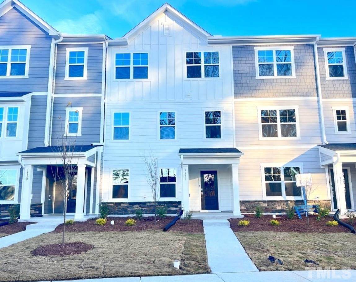 1731 Starlit Sky Lane - Photo 1