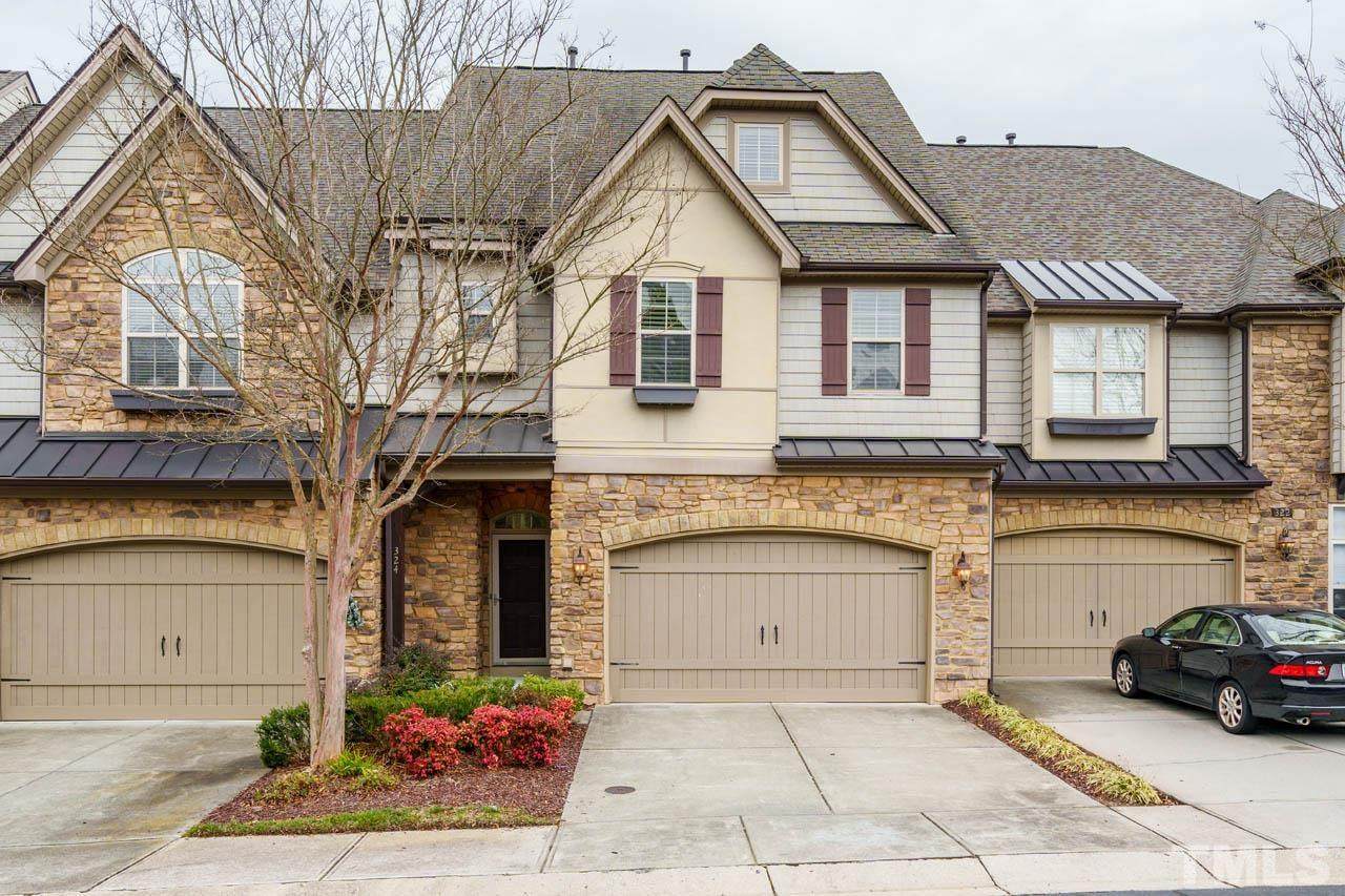 324 Sunstone Drive - Photo 1