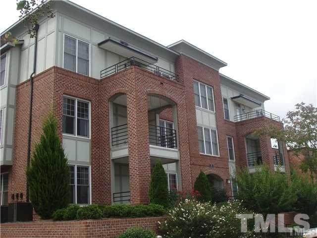201 Finsbury Street - Photo 1