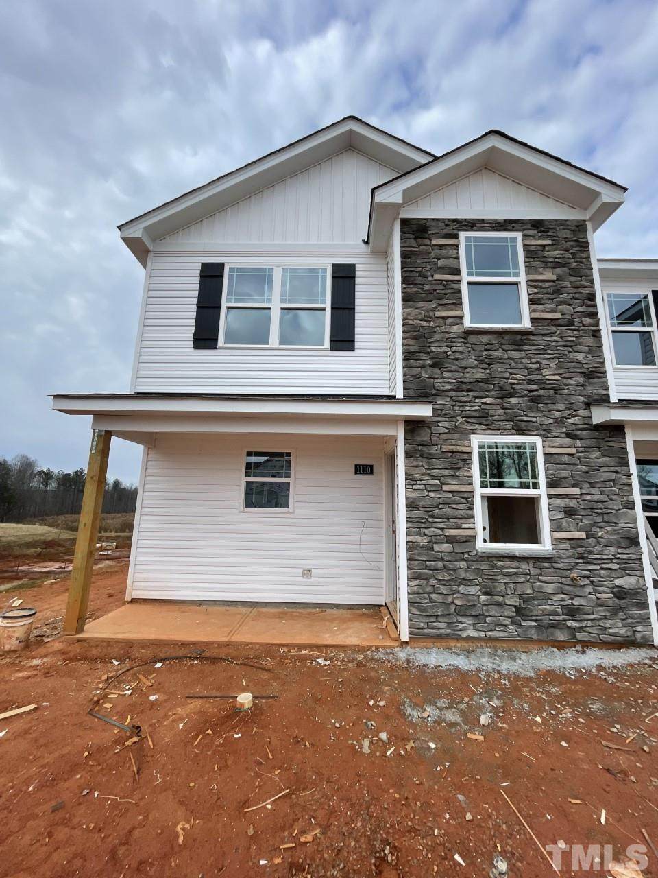 1110 Peony Lane - Photo 1