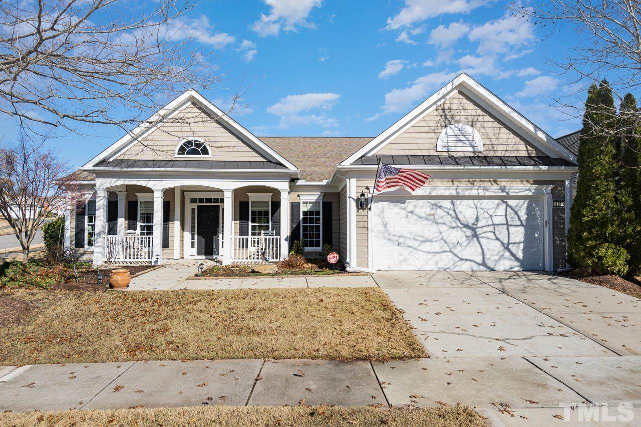 130 Beckingham Loop - Photo 1
