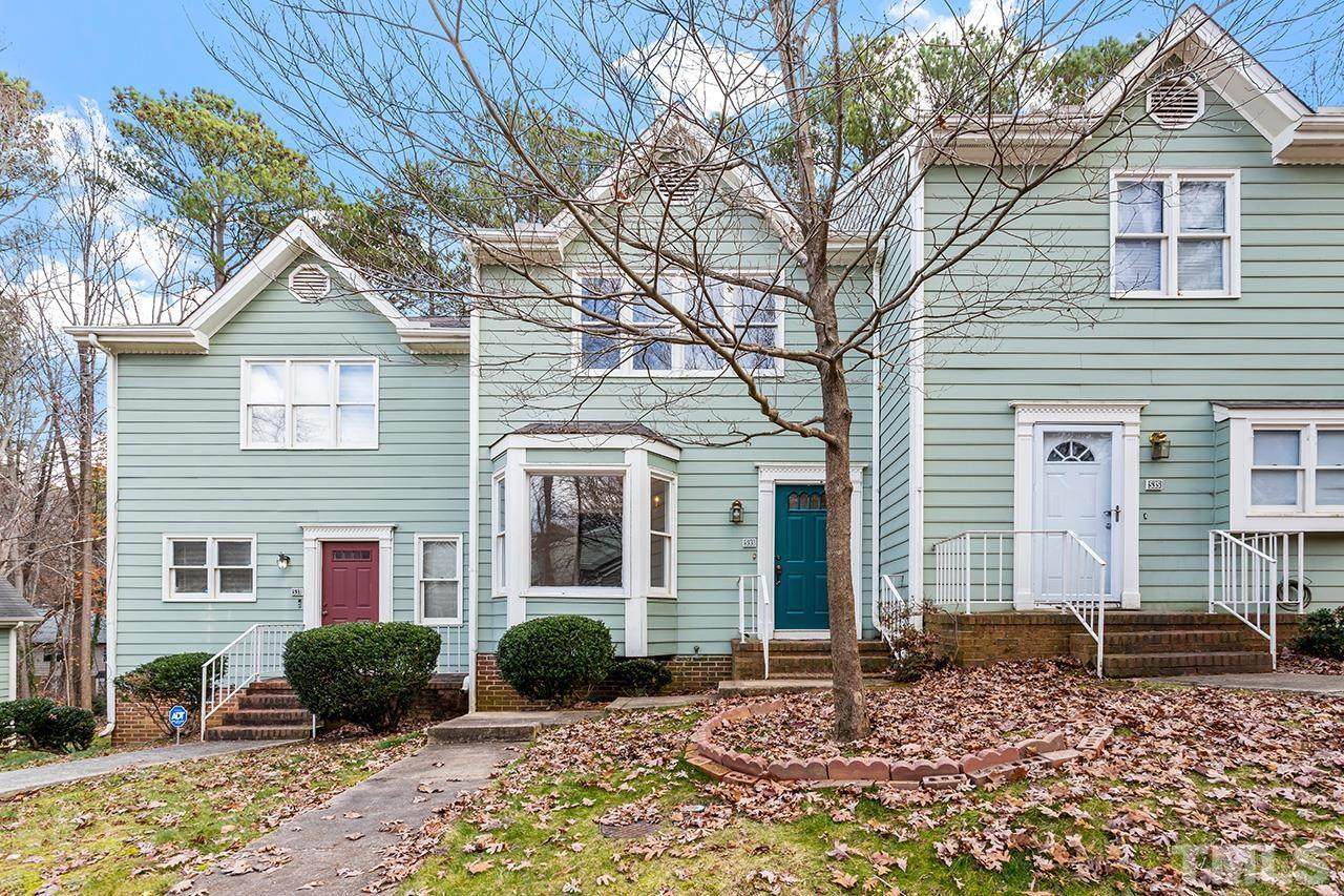 533 Oak Run - Photo 1