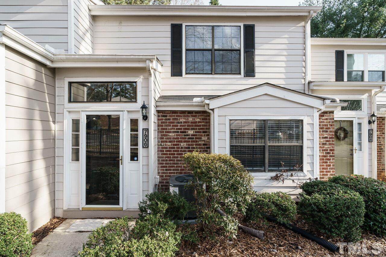 7906 Falcon Rest Circle - Photo 1