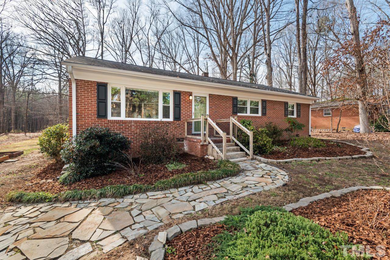15 Circle Drive - Photo 1