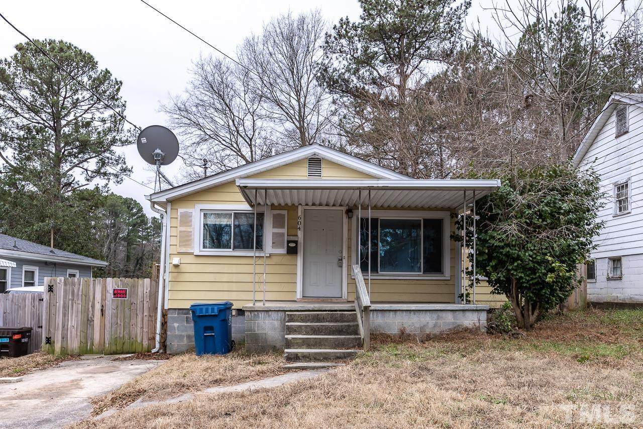 604 Elmira Avenue - Photo 1