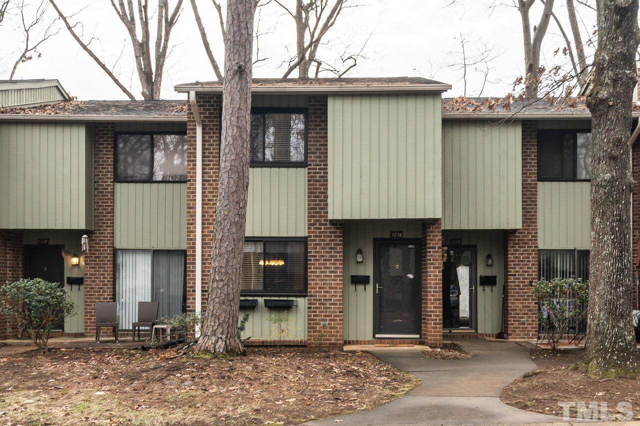 1236 Teakwood Place - Photo 1