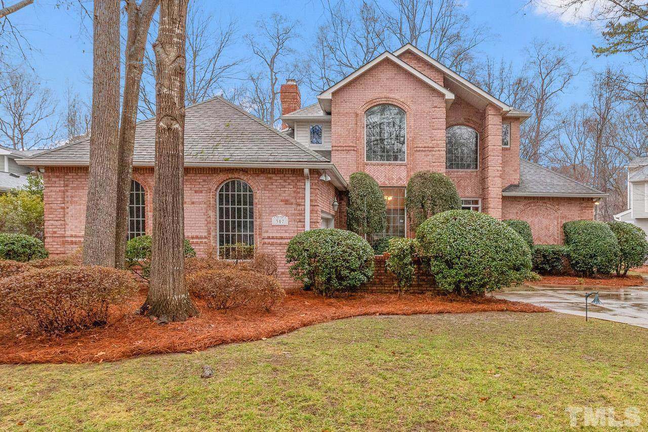 307 Lancaster Drive - Photo 1
