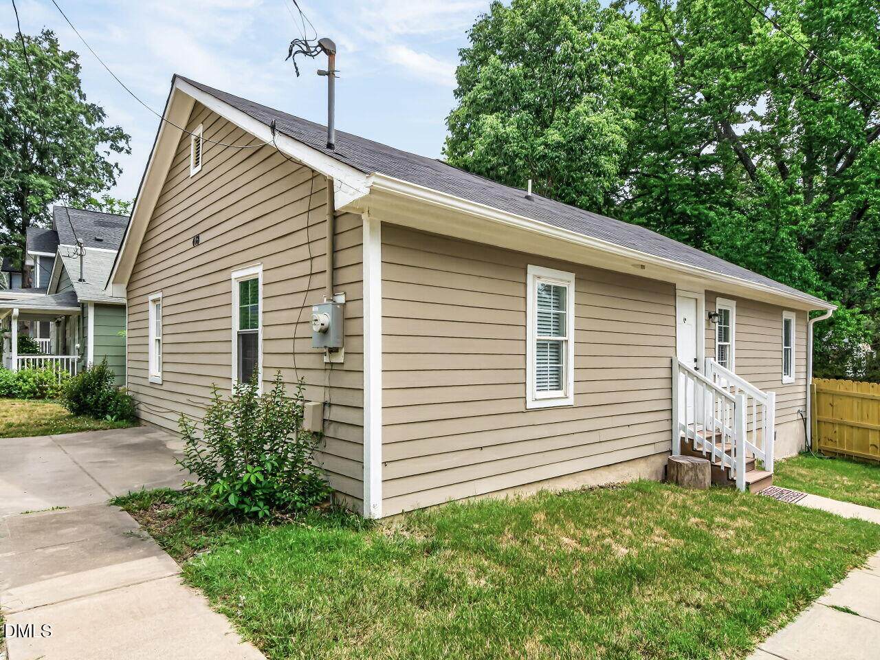 418 Allen Road - Photo 1