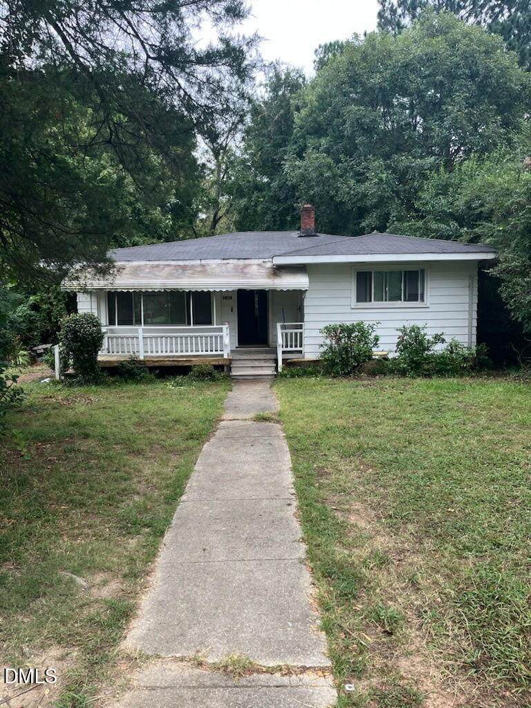 1819 Charles Street - Photo 1