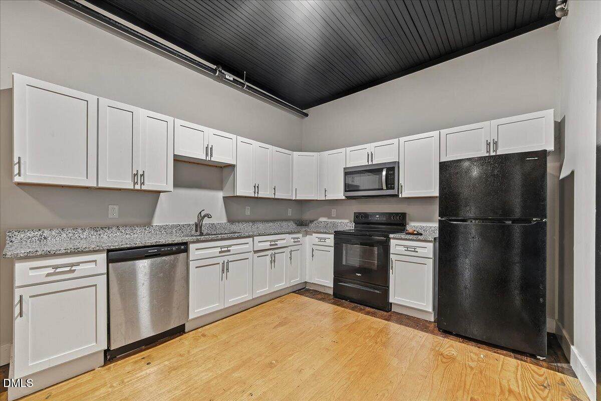 202 Main Street - Photo 1