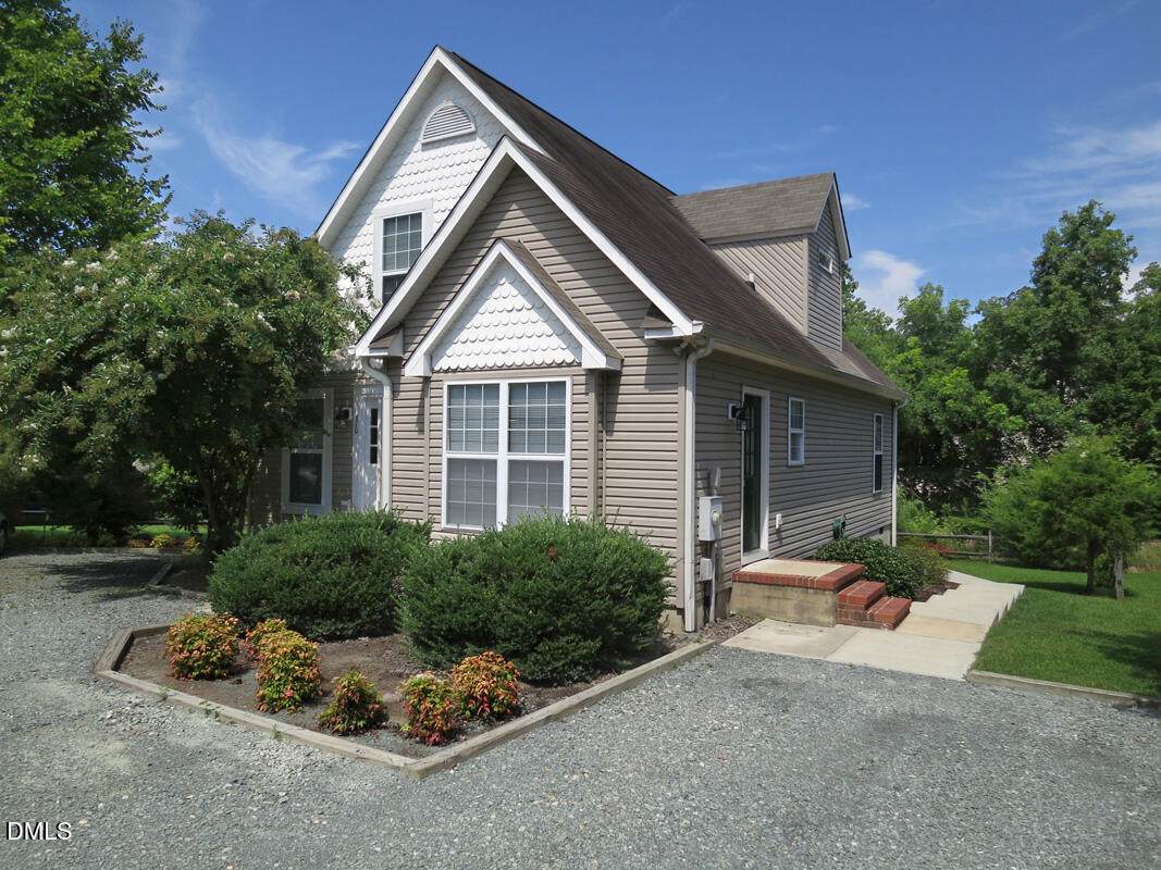 310 Davie Road - Photo 1
