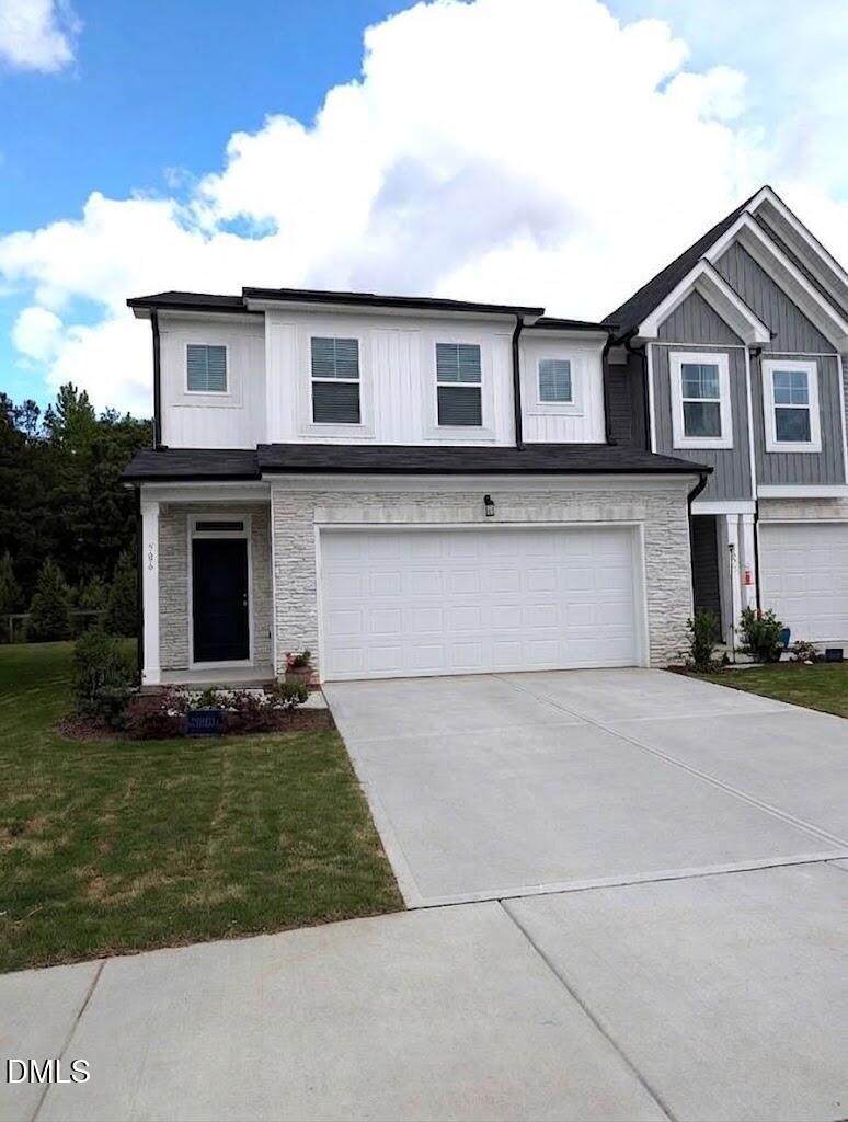 506 Barrington Row Avenue - Photo 1