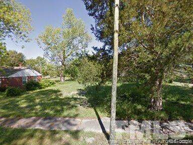 317 Whitfield Drive - Photo 1