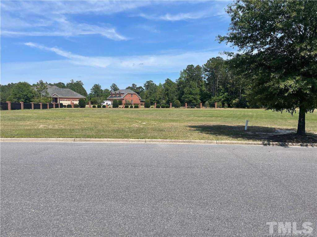 104 Grande Oak Boulevard - Photo 1