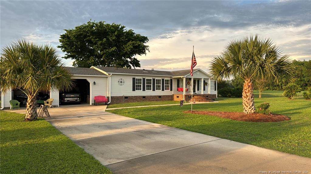 895 Stephens Road - Photo 1