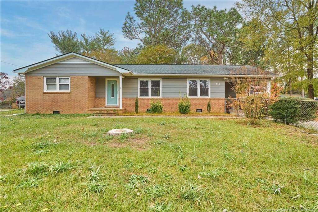 933 Kaywood Drive - Photo 1