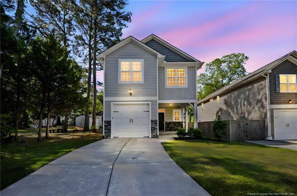 915 Carolina Avenue - Photo 1