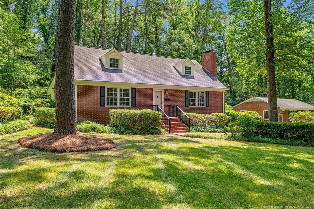 511 Maplewood Drive - Photo 1