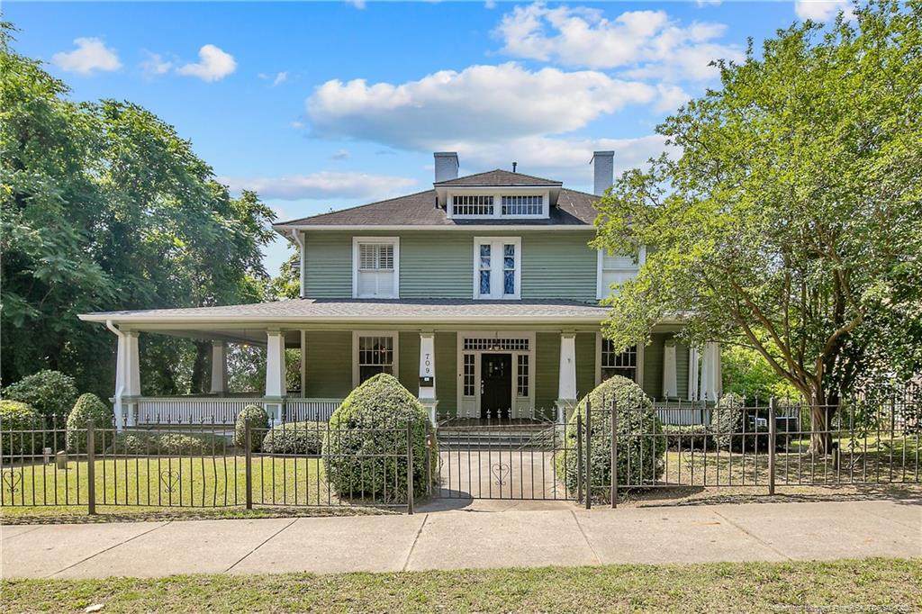 709 Hay Street - Photo 1