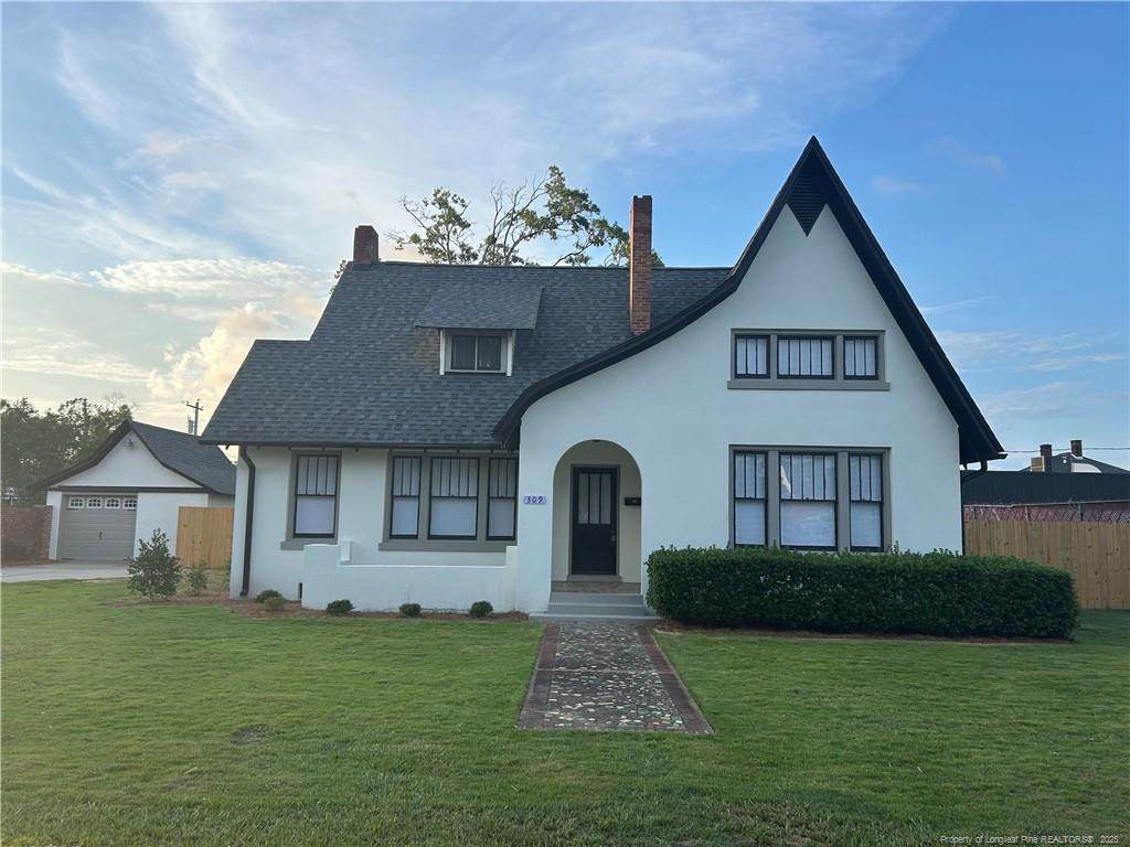 309 10th Street - Photo 1