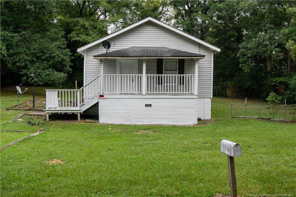 1913 Burnett Avenue - Photo 1