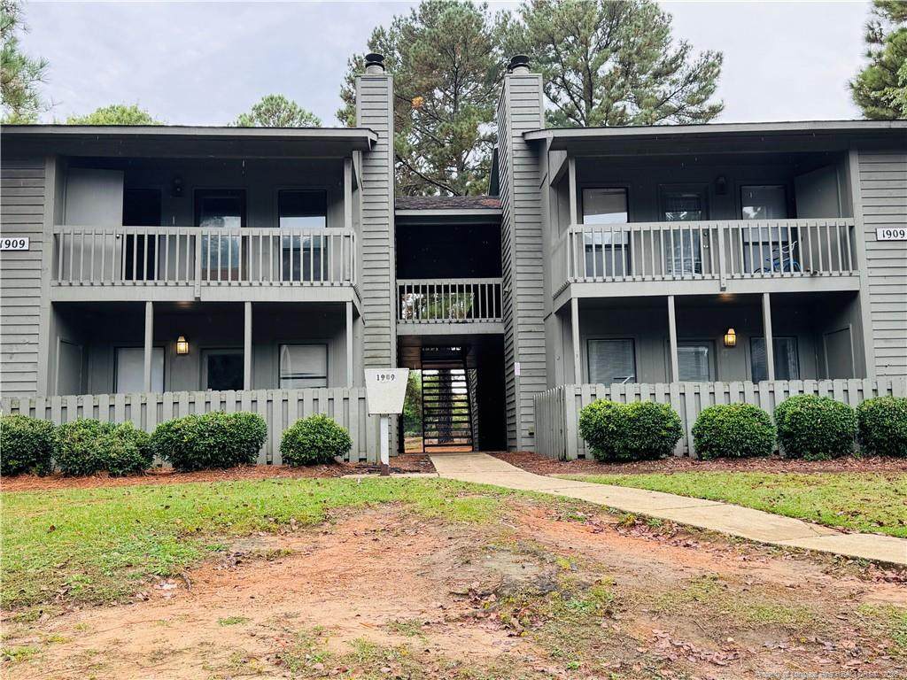 1909 Tryon Drive - Photo 1