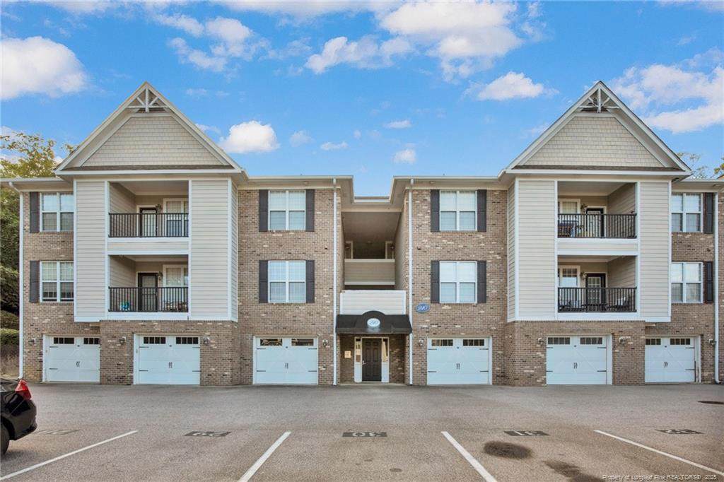 210 Fountainhead Lane - Photo 1