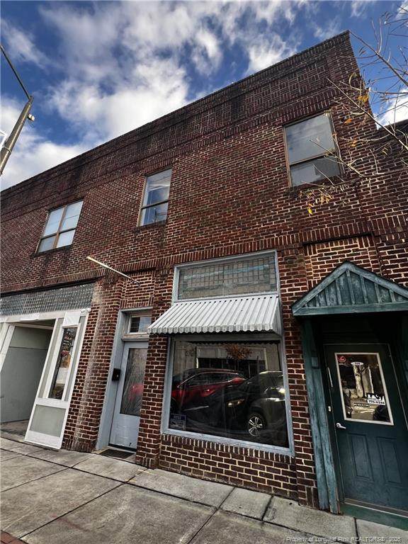 107 Wicker Street - Photo 1