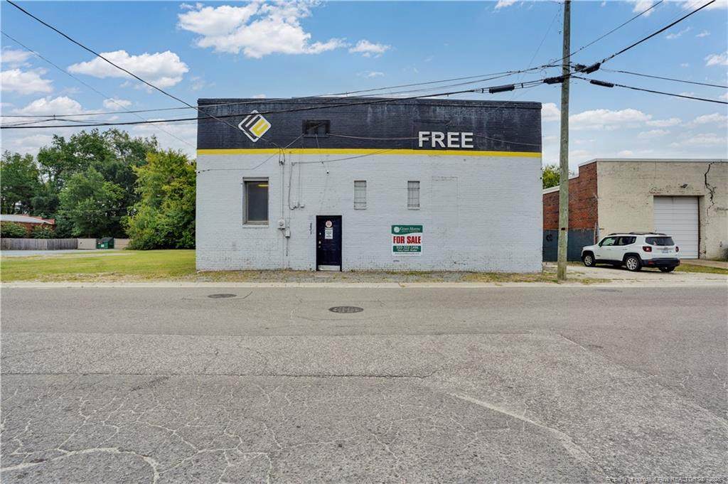 231 Williams Street - Photo 1