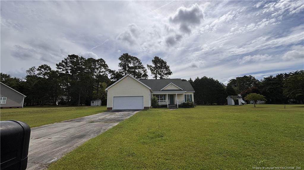 205 Kelly Drive - Photo 1