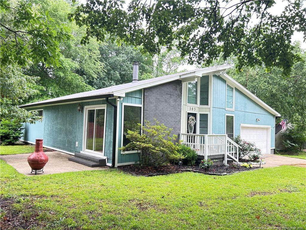 305 Reid Court - Photo 1