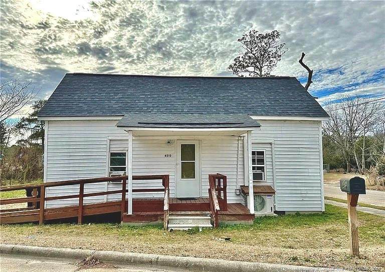 400 Mcleod Road - Photo 1