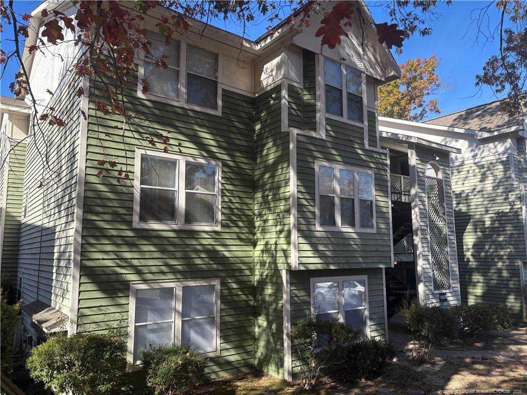 1025 Wood Creek Drive - Photo 1