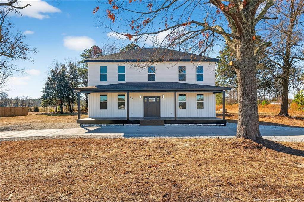 105 School Street - Photo 1