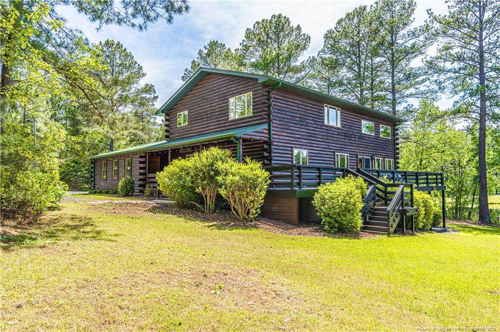 105 Lakewood Drive - Photo 1