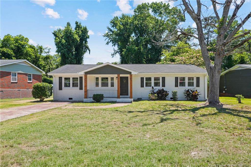 941 Louise Circle - Photo 1