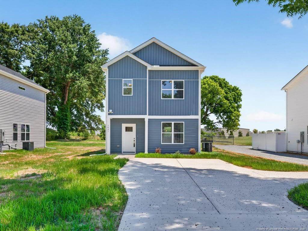 1021 Harnett Street - Photo 1