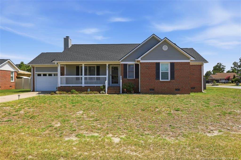 627 Sunnybrook Drive - Photo 1