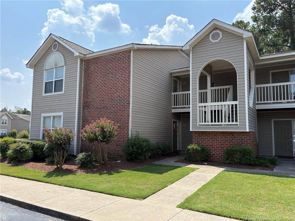 676 Bartons Landing Place - Photo 1